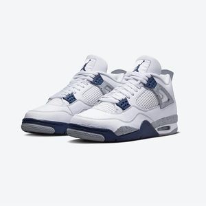 NEW IN BOX Nike Jordan 4 ‘Midnight Navy’
